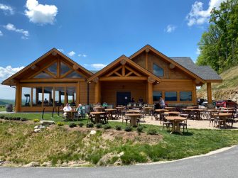 5 Gorgeous Hendersonville Wineries | Uncorked Asheville