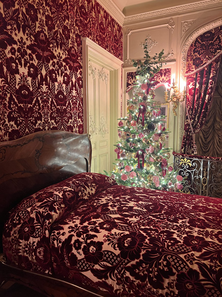 Bedroom Christmas Tree at Biltmore