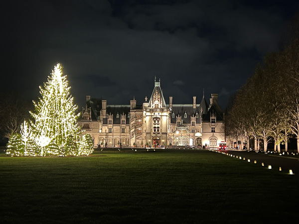 Biltmore House at night for Christmas