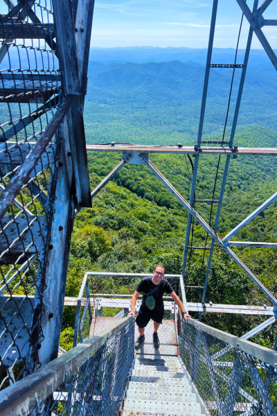 Tom climbing Fryingpan Mountain Tower