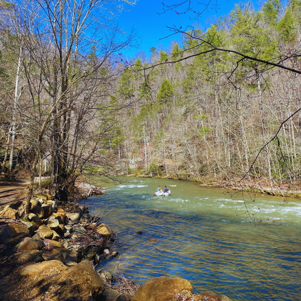 Whitewater rafters along Laurel River Trail