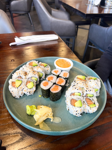 Maguro sushi rolls